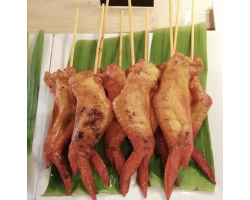 ไก่ย่างลุงหนวด (หมักพร้อมย่าง) (ปีก) 10 ไม้